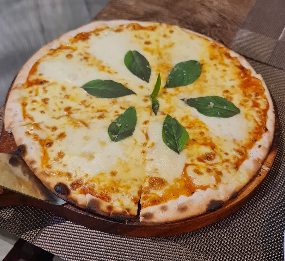 Marinara: appetizing photo of restaurant food
