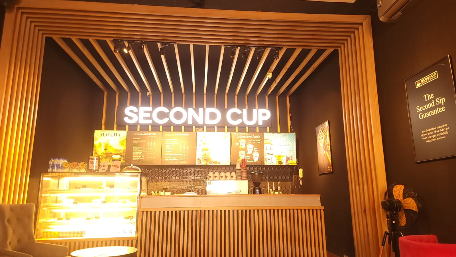 Second Cup: clear view of venue interior