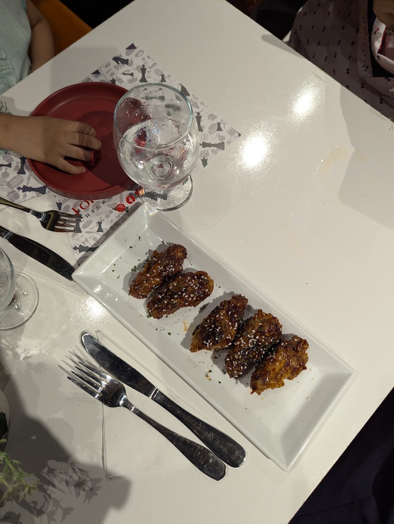 Fork & Knight Cafe: clear photo of served food