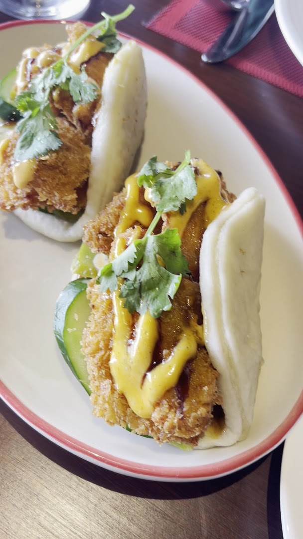 Yum Chinese & Thai: appetizing photo of restaurant food