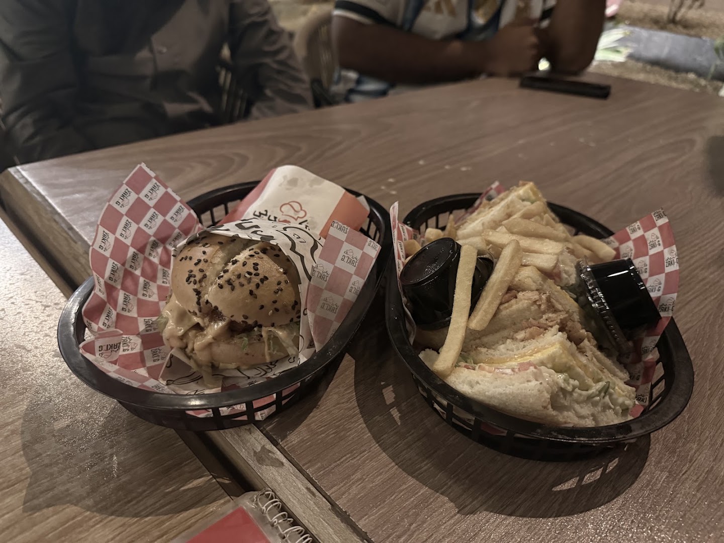 Zaki G: clear photo of restaurant food