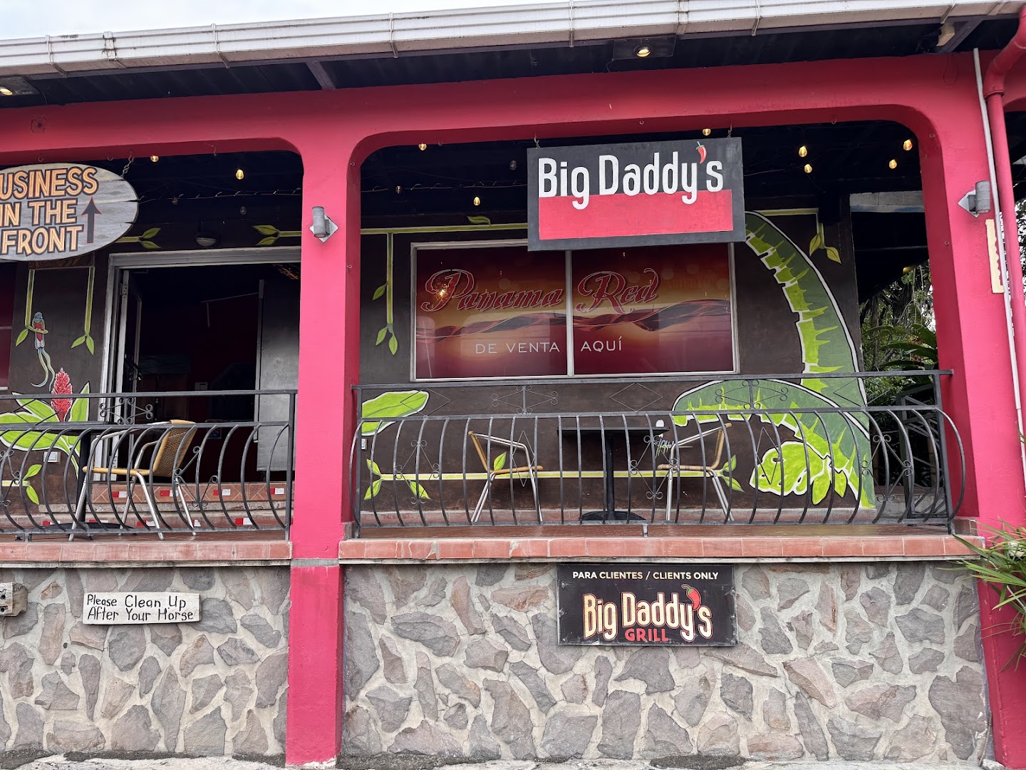 Big Daddy's Grill: clear exterior shot of restaurant