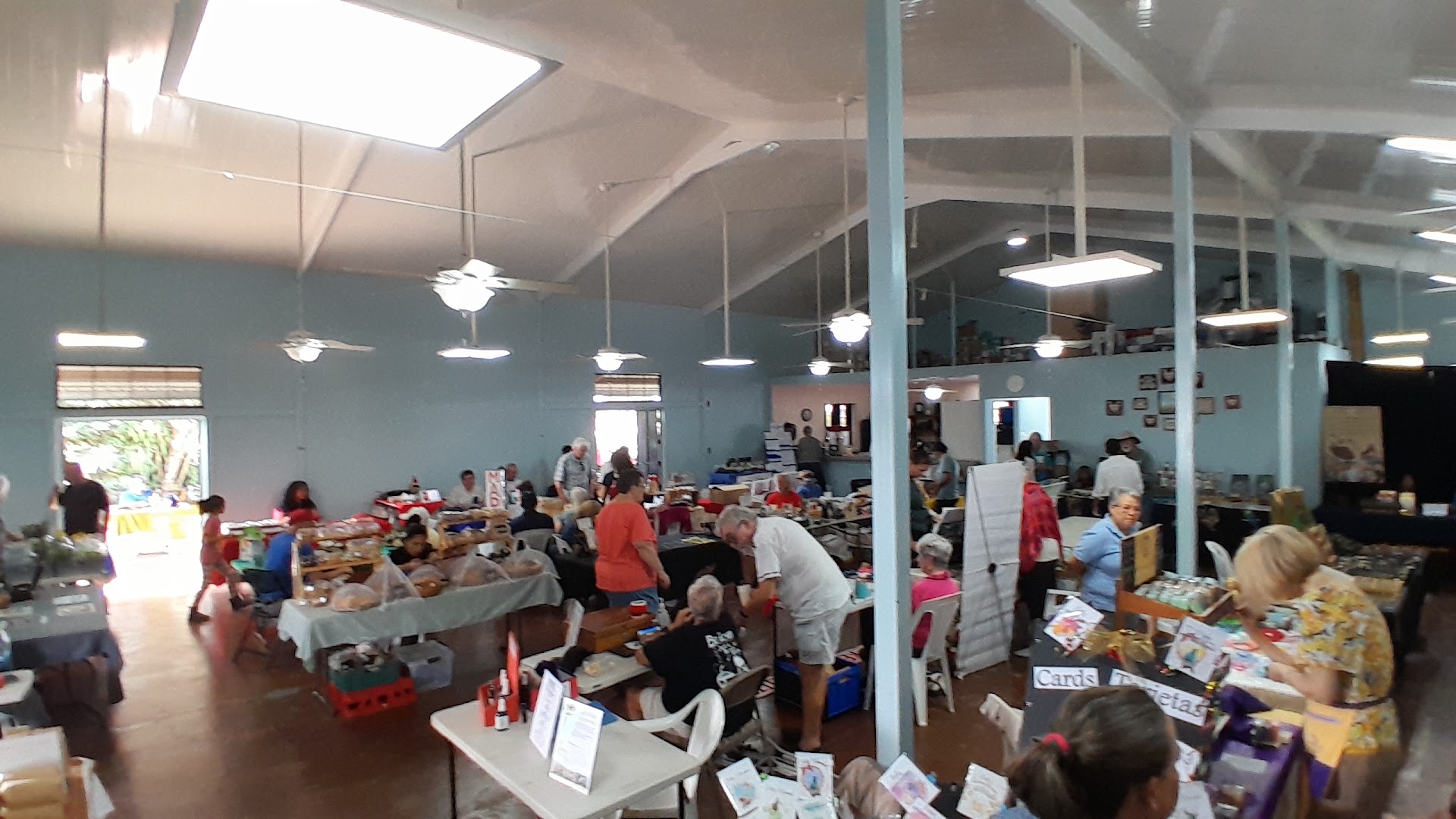 Boquete Community Market: venue atmosphere and activity