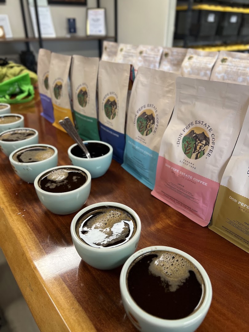 Don Pepe Estate Coffee: professional coffee tasting display
