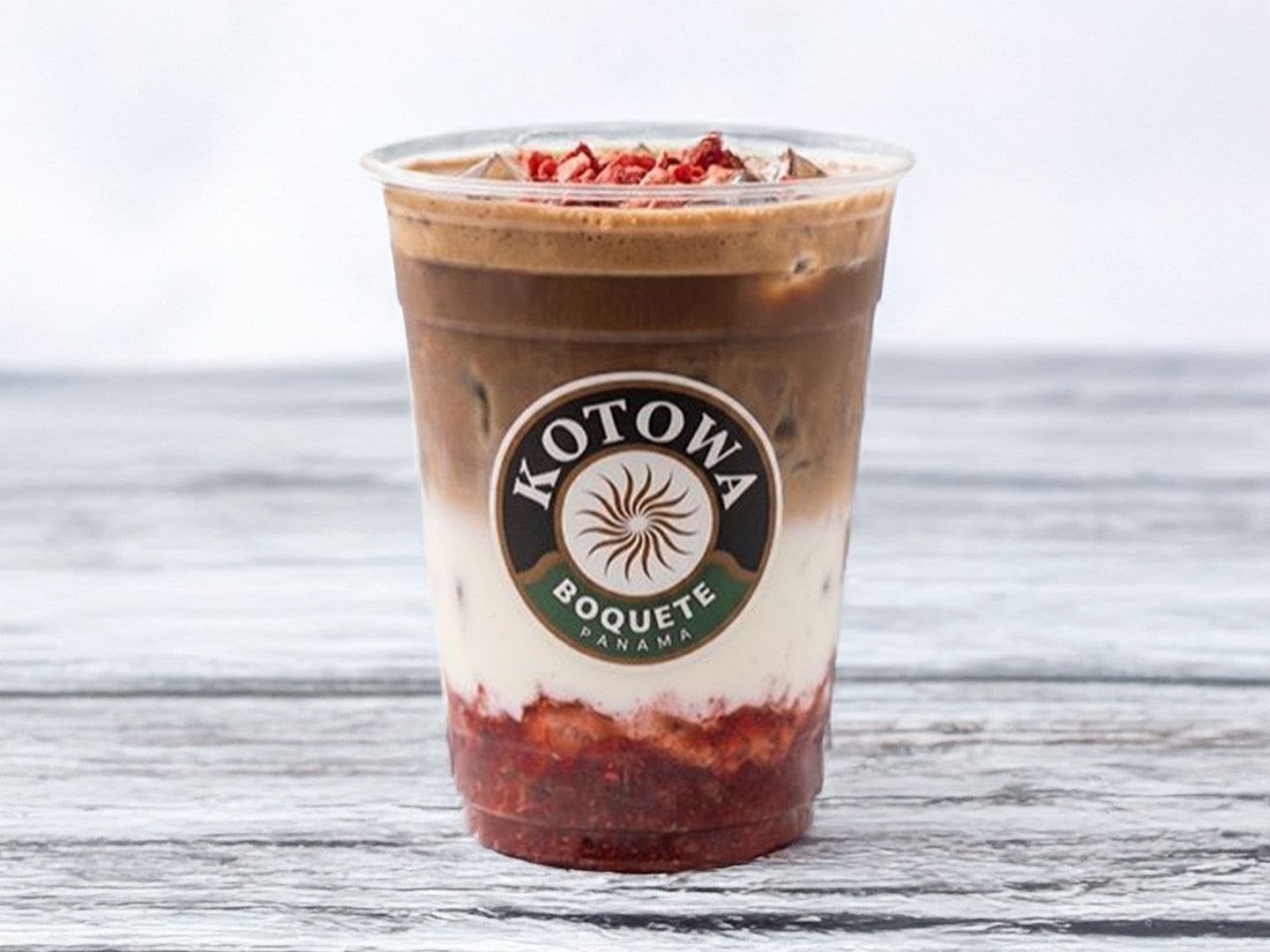 Kotowa Coffee House: professional product photo of drink