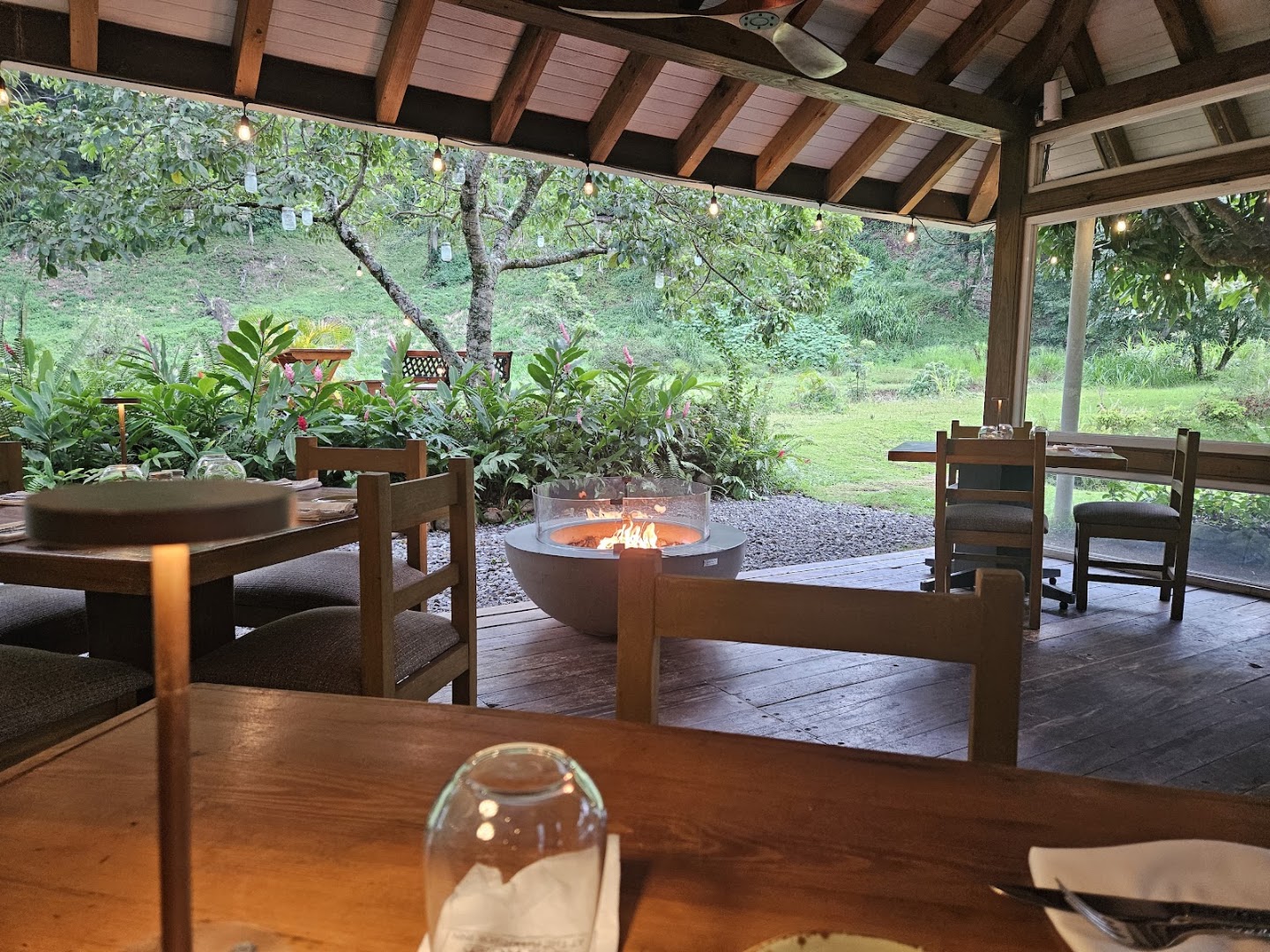 The Rock Restaurant & Bar: inviting atmosphere and beautiful view