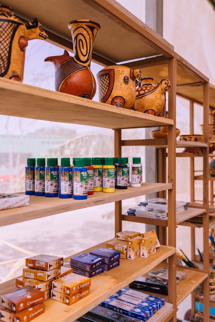 Terracotta Venao Art Studio: art supplies and pottery
