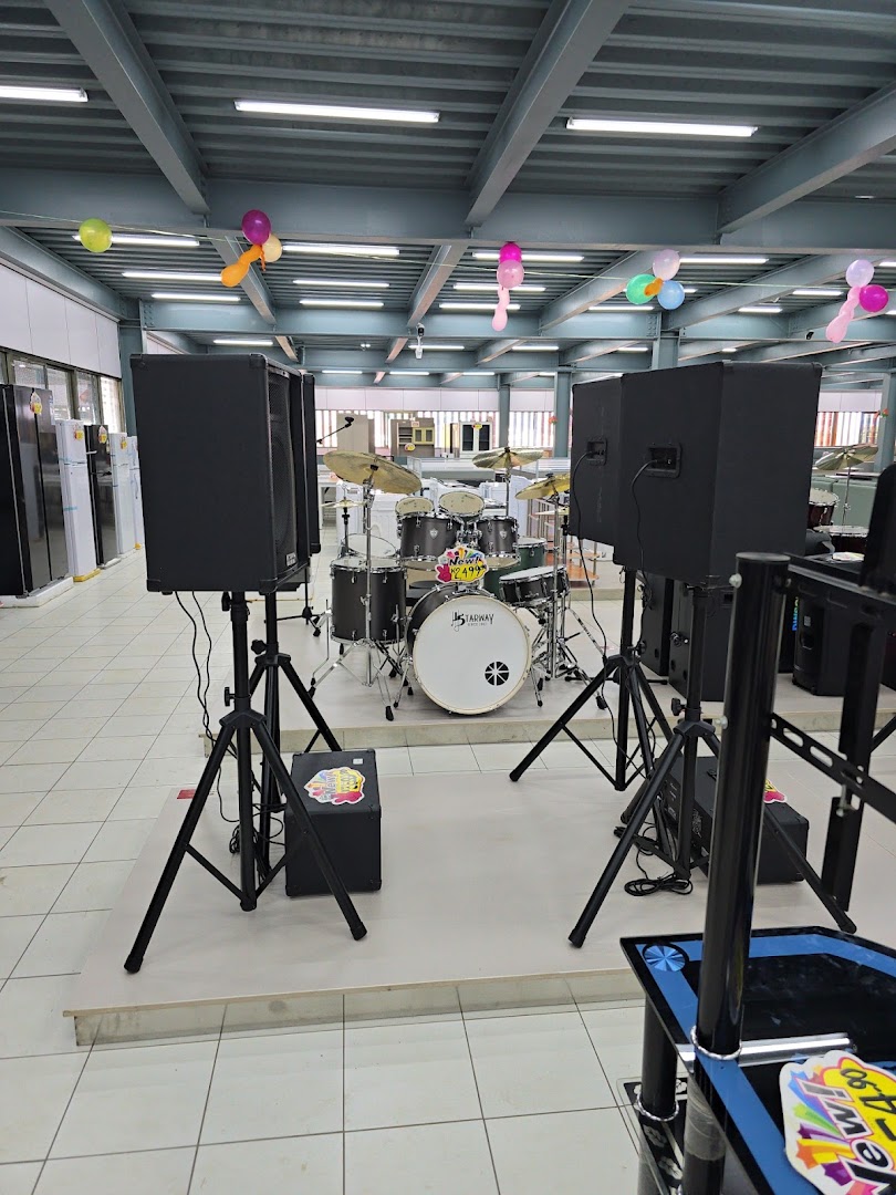 Seng Da Hardware: shop products and display