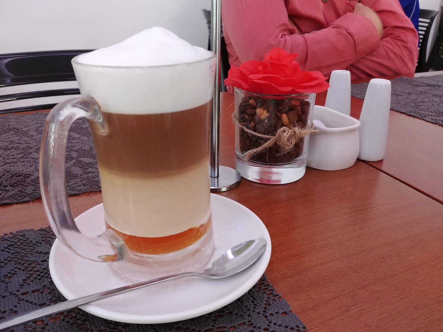 Chigi's Coffee Shop: appetizing photo of coffee drink