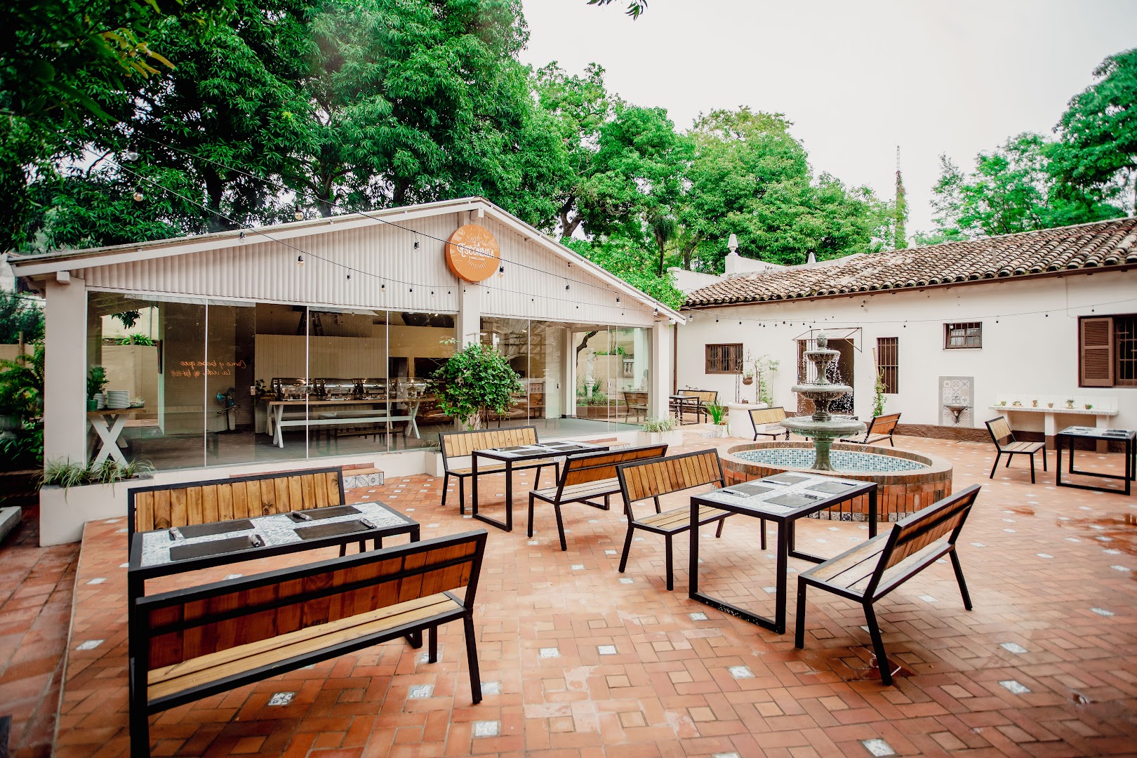 La Escondida Areguá: attractive, professional shot of venue
