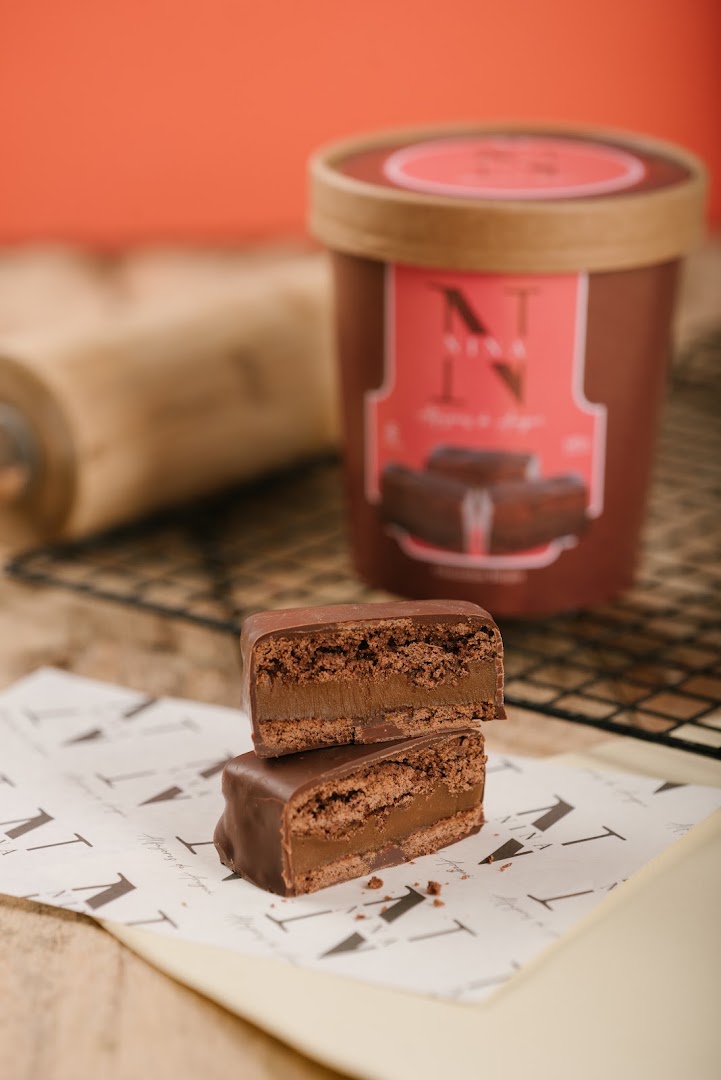 Nina Café: professional product photography of food item