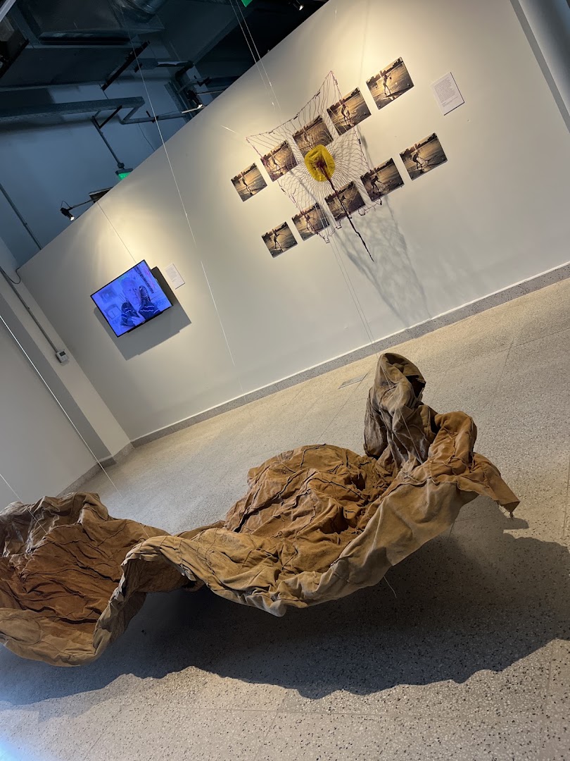 Espacio Cultural Itaú: clear view of gallery exhibition
