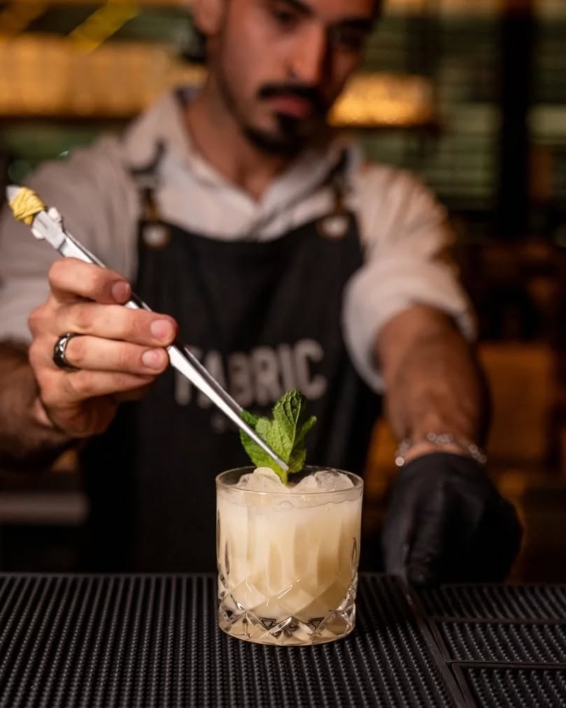Fabric Sushi: professional photo of drink preparation