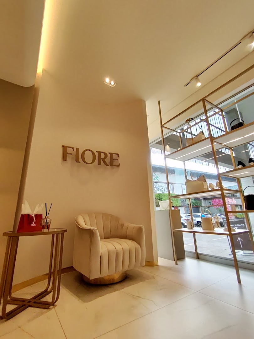 Fiore Concept Store: professional interior shop photo