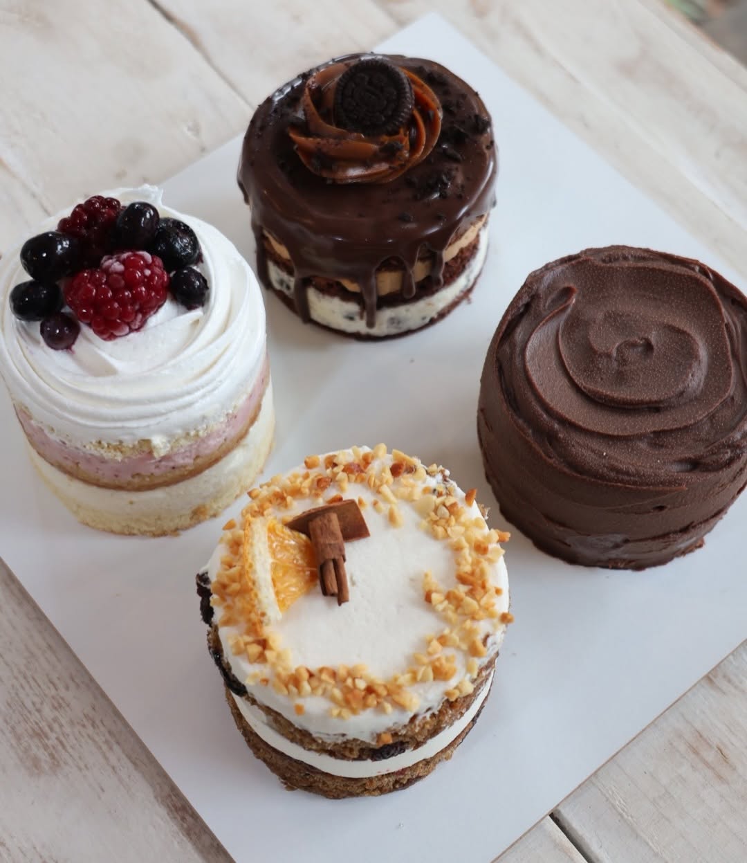 Ofrenda Pastelería: high quality photo of products
