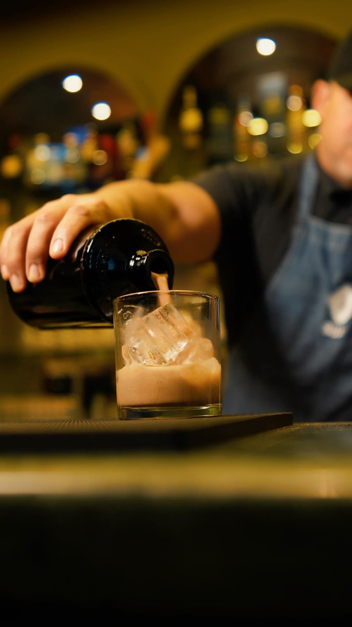 GUAY Rooftop: professional drink preparation shot