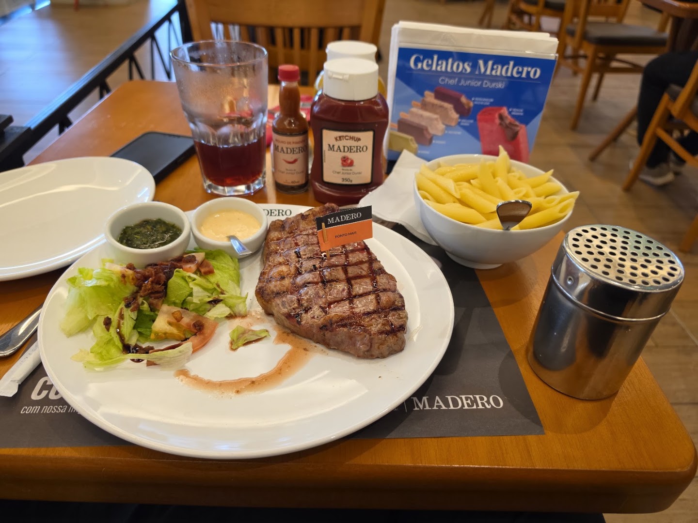 Madero: appetizing food photo at restaurant