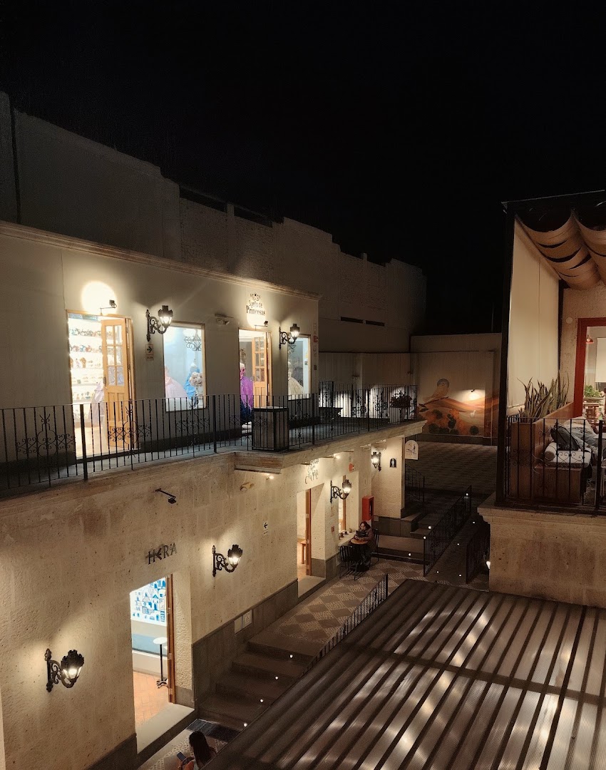 Casona San José: beautiful night view of venue