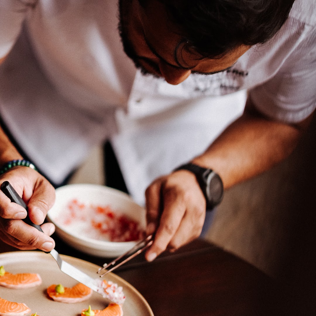 Oqre: professional shot of food preparation