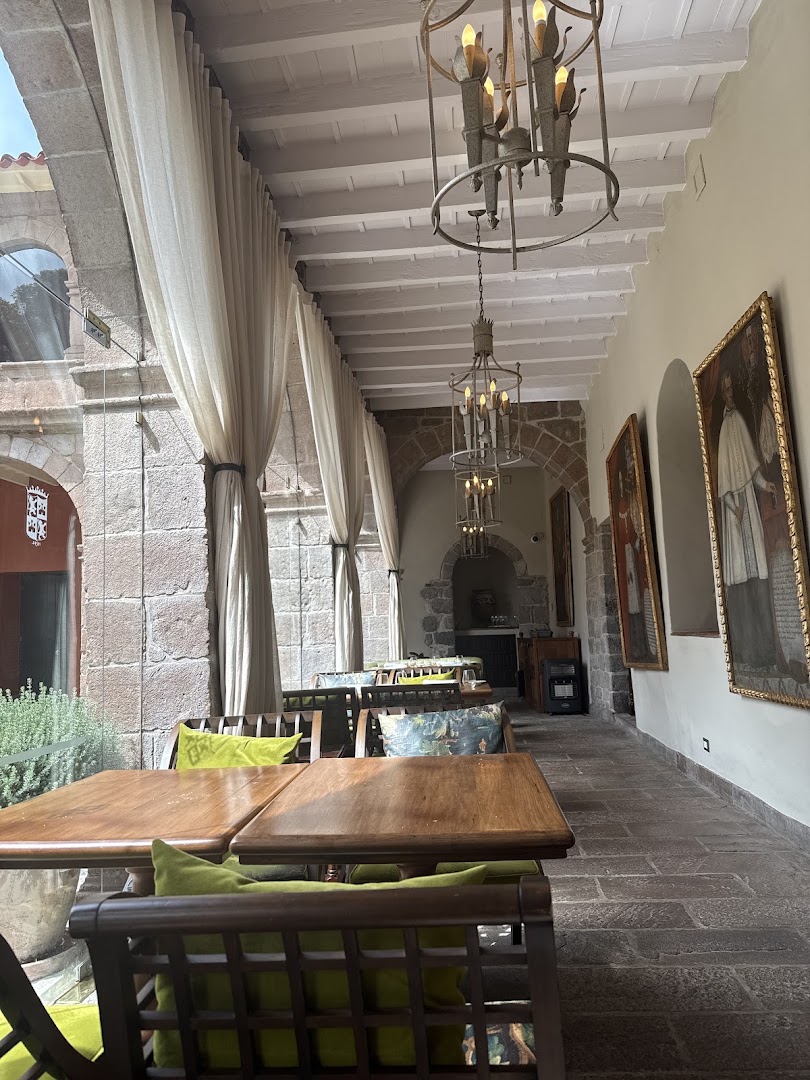 Oqre: attractive and clear venue interior