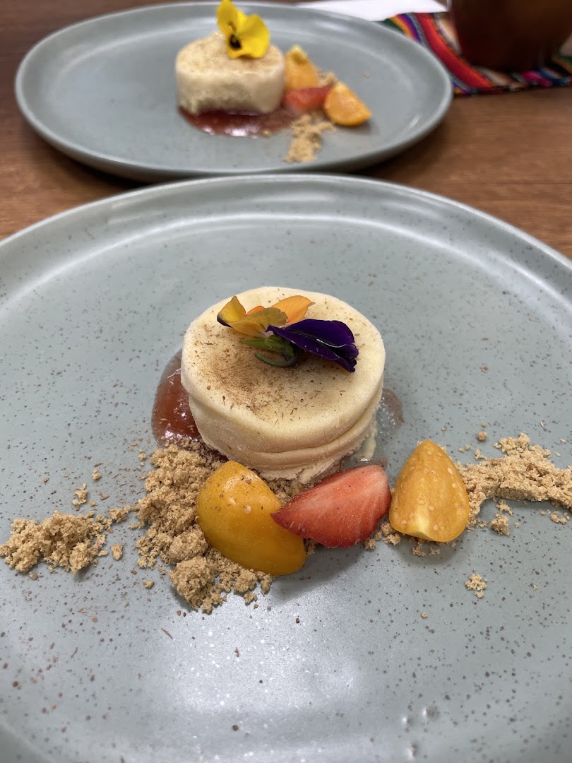 Suyu: appetizing and well-presented food photo