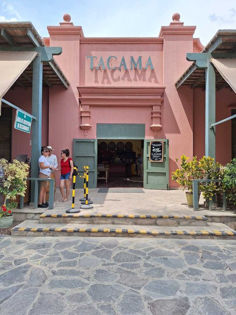 Tambo de Tacama: clear, inviting exterior venue shot