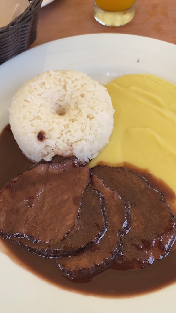 Tambo de Tacama: appetizing, clear photo of food