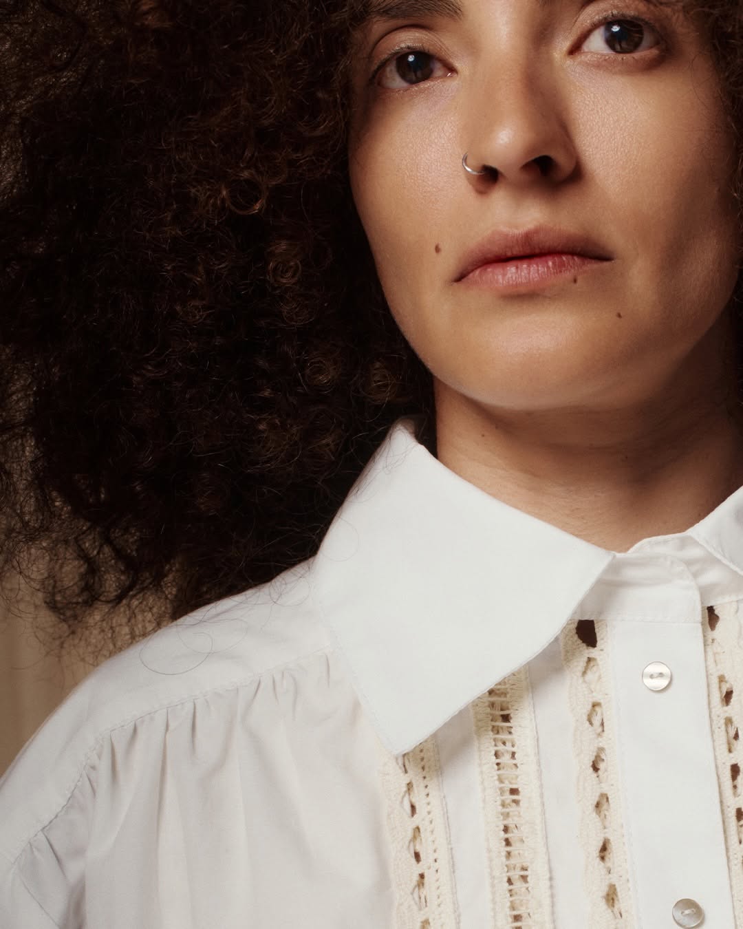 Estrafalario: professional product photography showing clothing