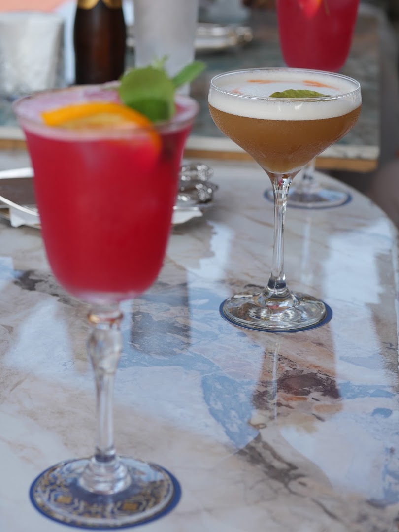 Terraza Lima Club: appealing photo of bar drinks
