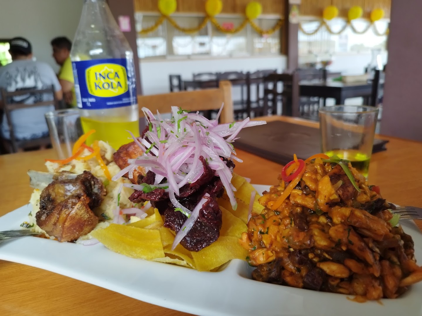 Máncora Fusión Criolla: appetizing food presentation