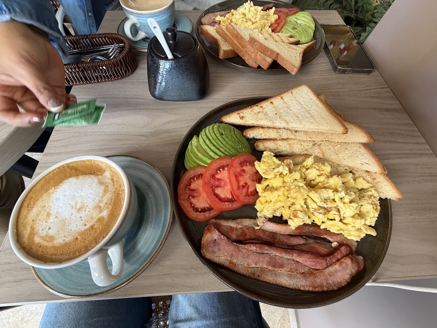 Desert Café & Bar: appetizing, high-quality food photography