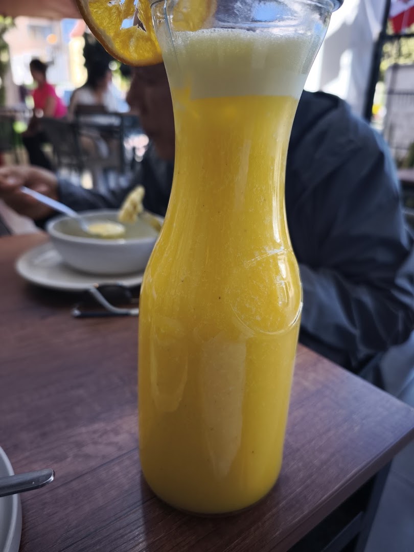 La Catedral Café: appetizing photo of fresh drink