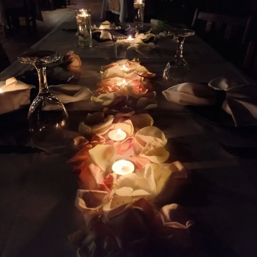 Burgos's Restaurant: atmospheric and professional table setting