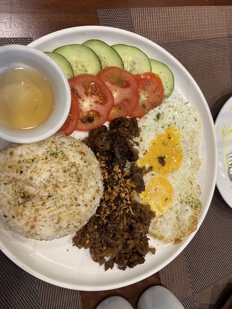 Alvea Cafe: appetizing photo of served food