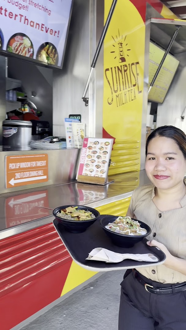 Boracay Beach Truck: staff presenting food at venue