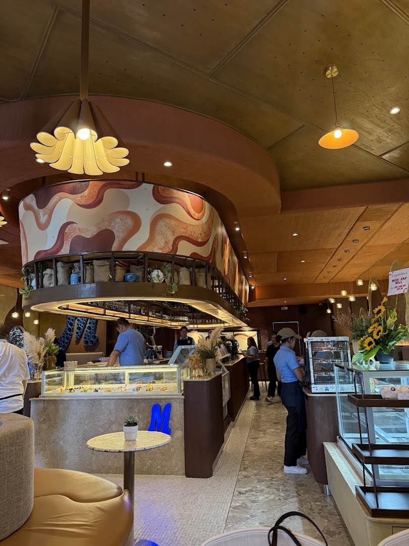 Mori & Mill: clear, inviting interior atmosphere