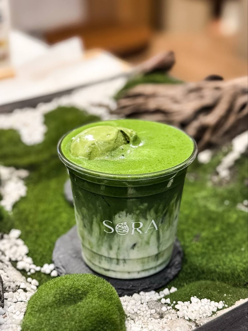 Sora Cafe: high quality, professional product photo