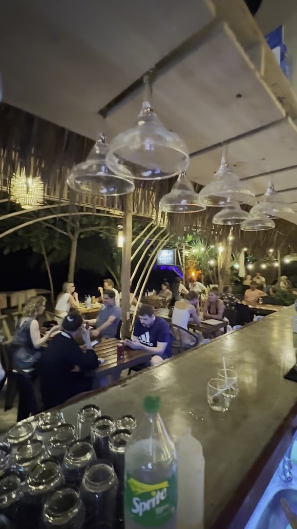 Bucana Bistro: inviting restaurant atmosphere