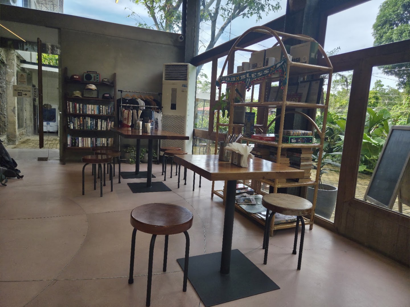 Masa Bakehouse: inviting and clean interior shot