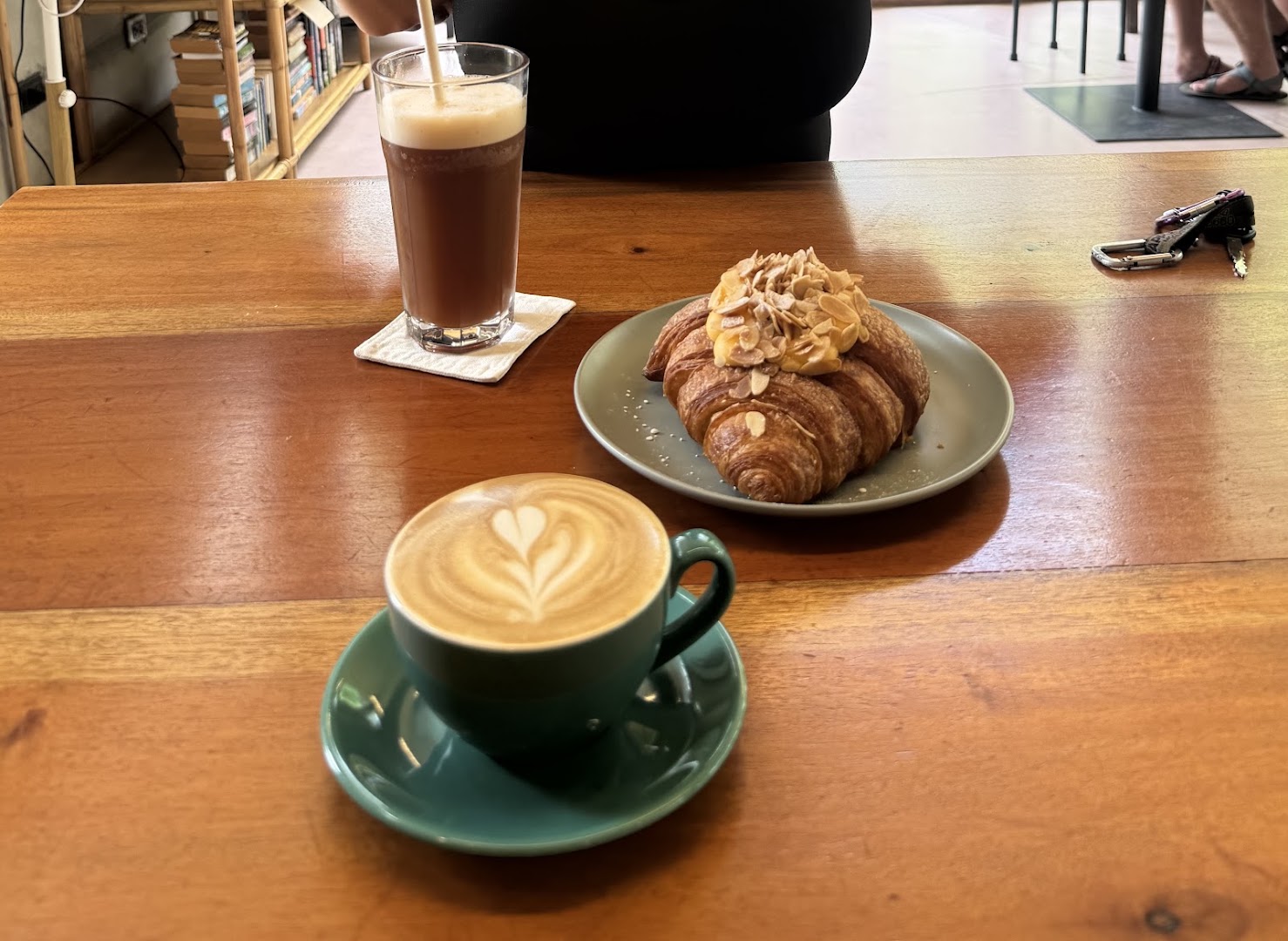 Masa Bakehouse: appetizing food and drink presentation