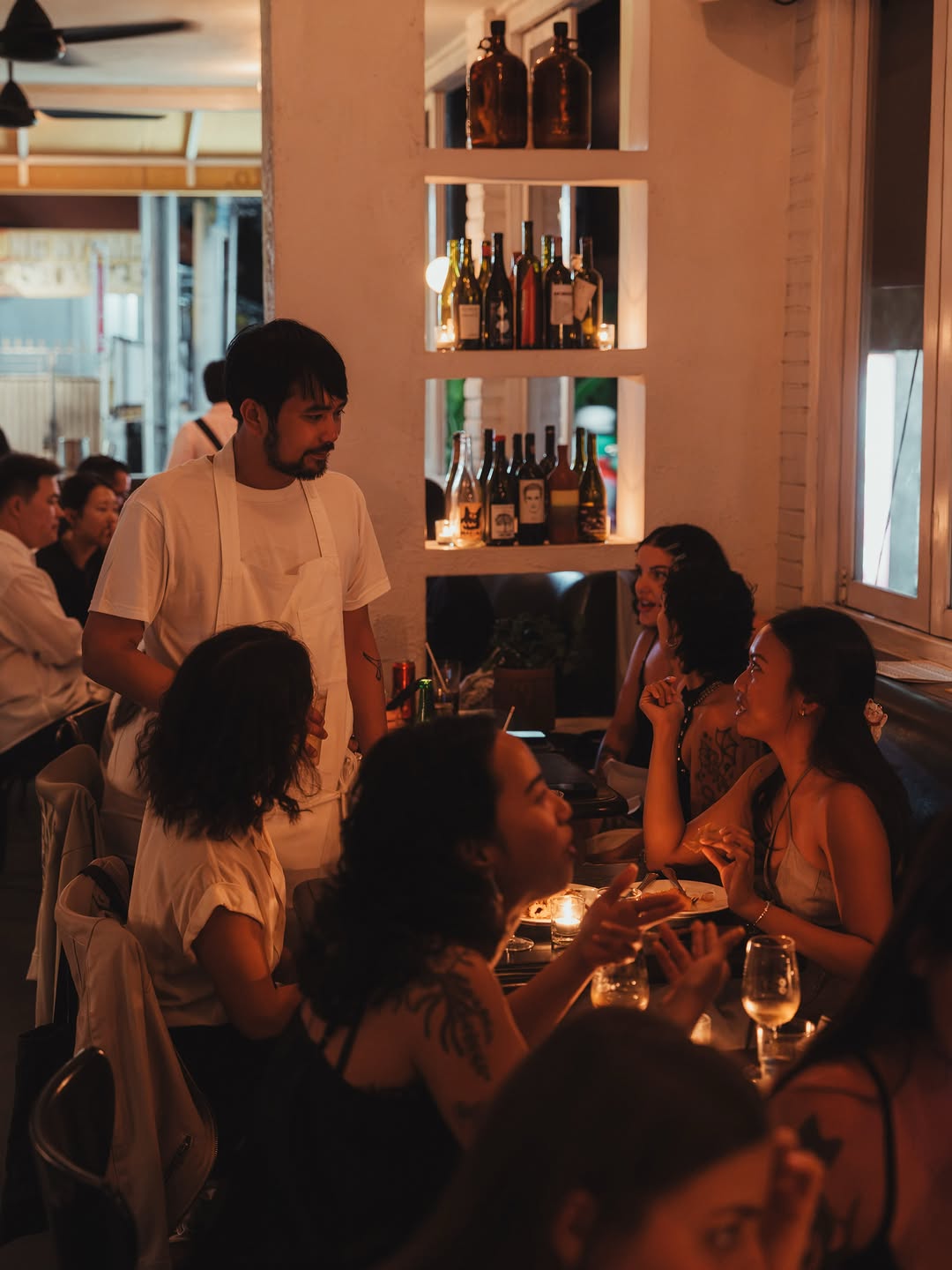 Baka Ramen: authentic restaurant atmosphere