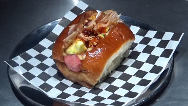 Josephine: appetizing photo of bar food