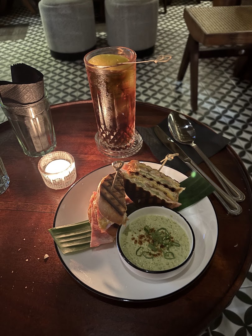 Bar Principal: appetizing food and drink photo