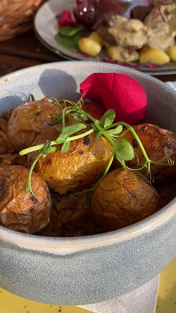Bazar: appetizing, high-quality food photography