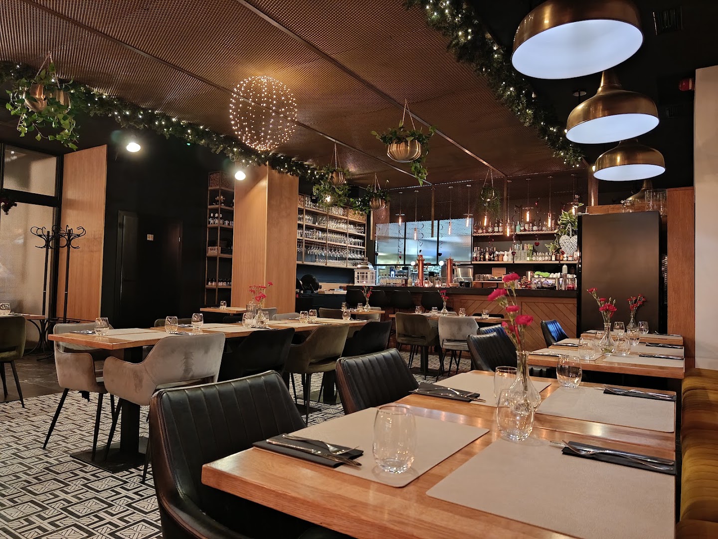 Motlava: high quality interior atmosphere shot