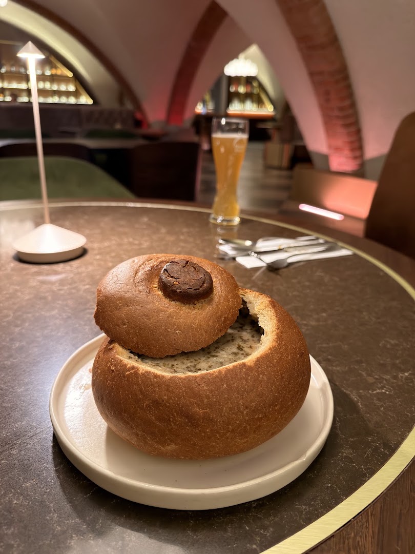 Piwnica Rajców: appetizing food photo in setting