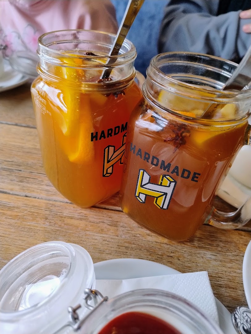 Rybka na Wartkiej: appetizing photo of served drinks