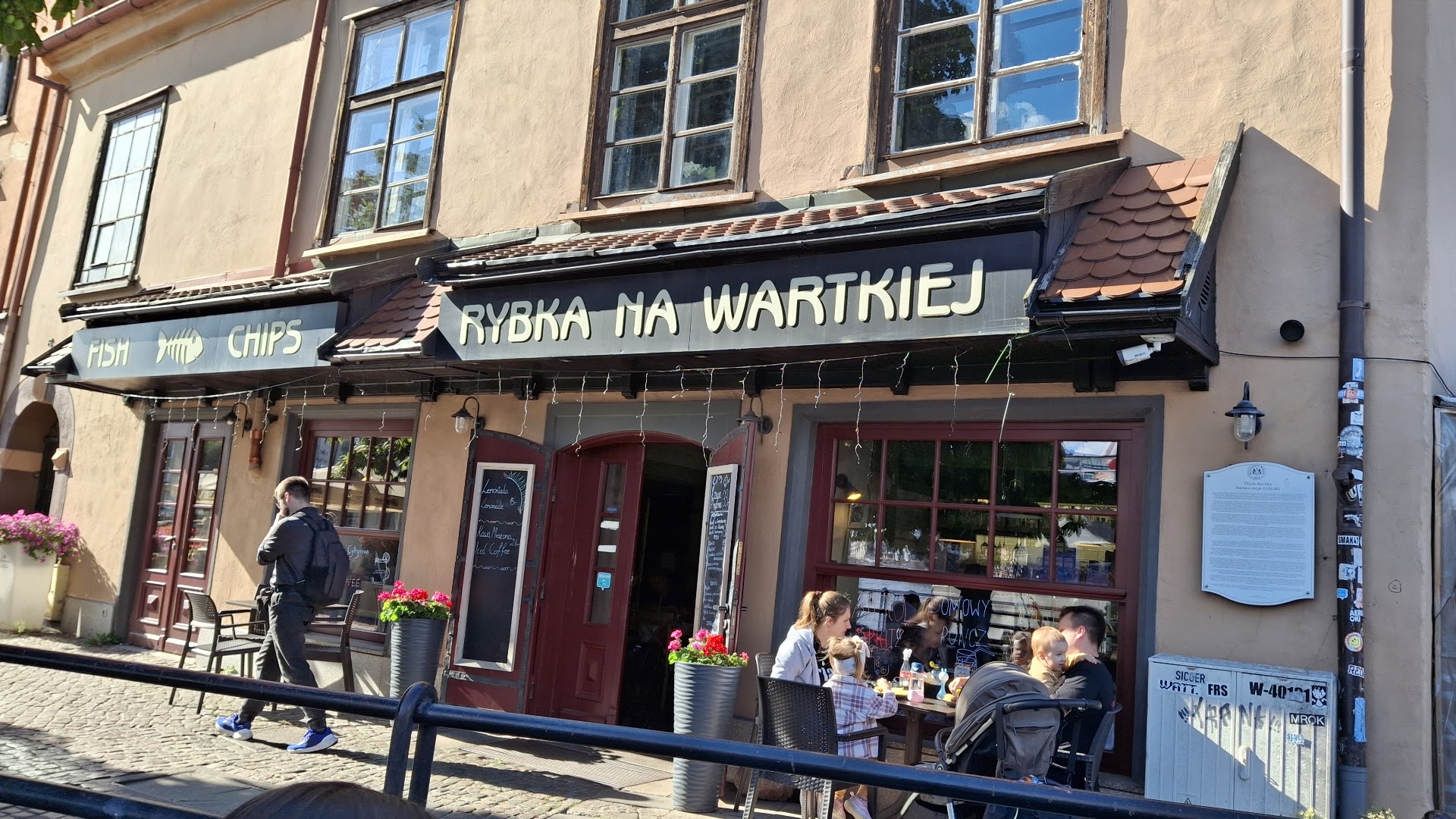 Rybka na Wartkiej: clear exterior shot of restaurant