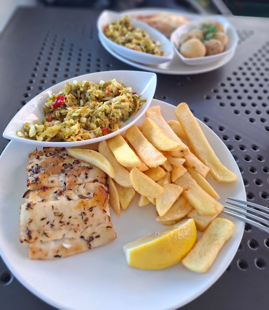 Rybka na Wartkiej: appetizing photo of restaurant food