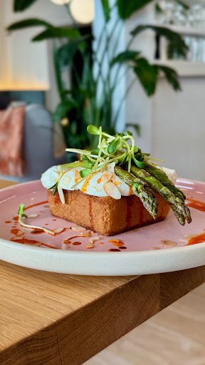 LUMO: high quality food photography